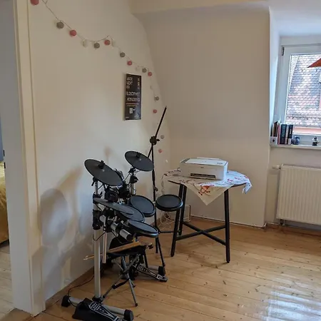 Perfect For Holidays Or Remote Work Private In A Friendly Local Wg ニュルンベルク